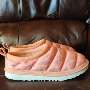 UGG Tasman LTA Size 6/38 Slides Slip-ons